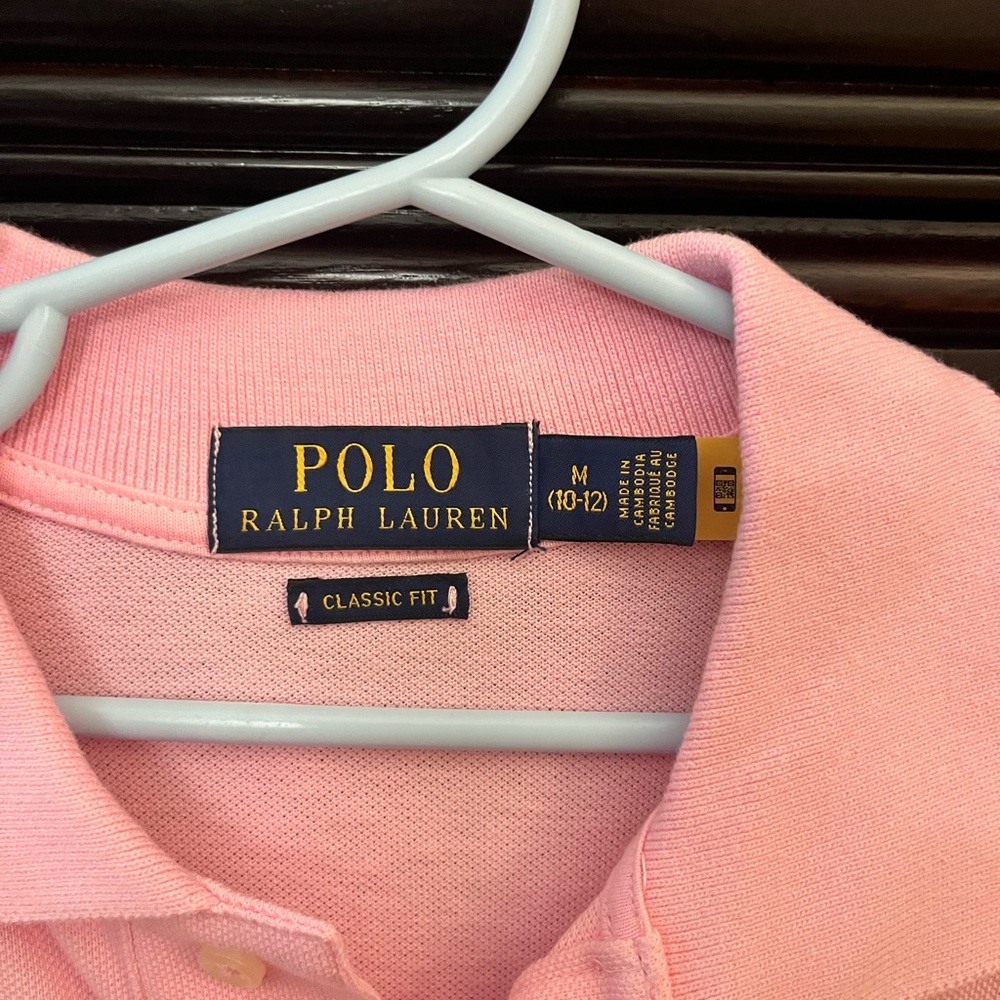 Ralph Lauren boys polo shirt. Size medium. 10-12.